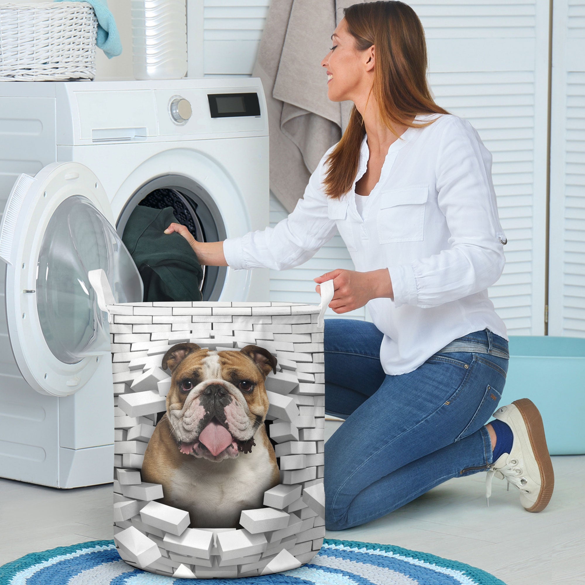 Bulldog - In The Hole Of Wall Pattern Laundry Basket