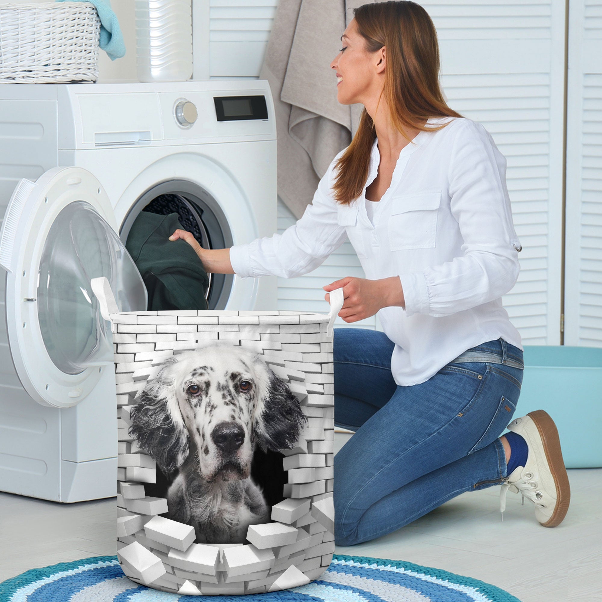 English Setter - In The Hole Of Wall Pattern Laundry Basket