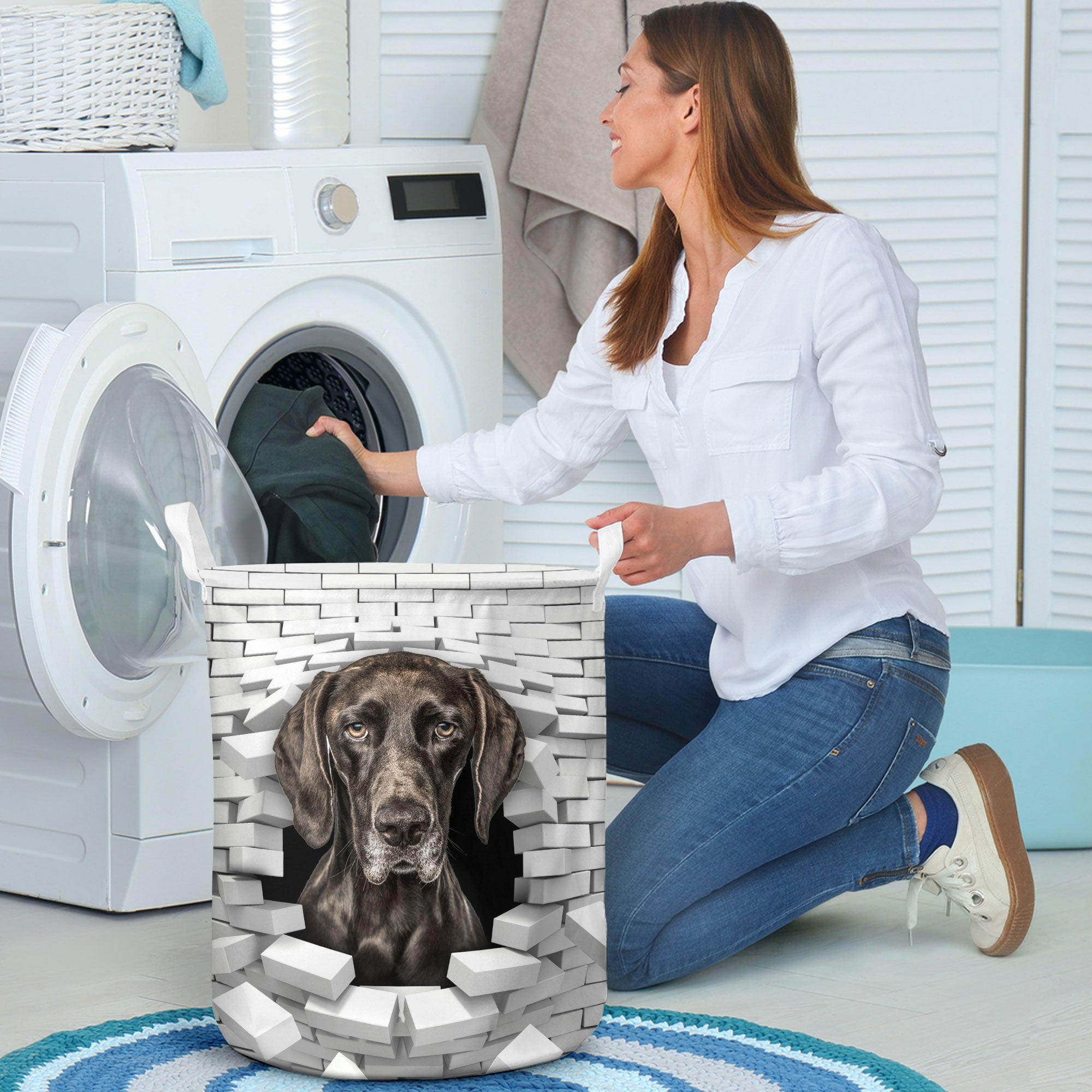 German Shorthaired Pointer - In The Hole Of Wall Pattern Laundry Basket