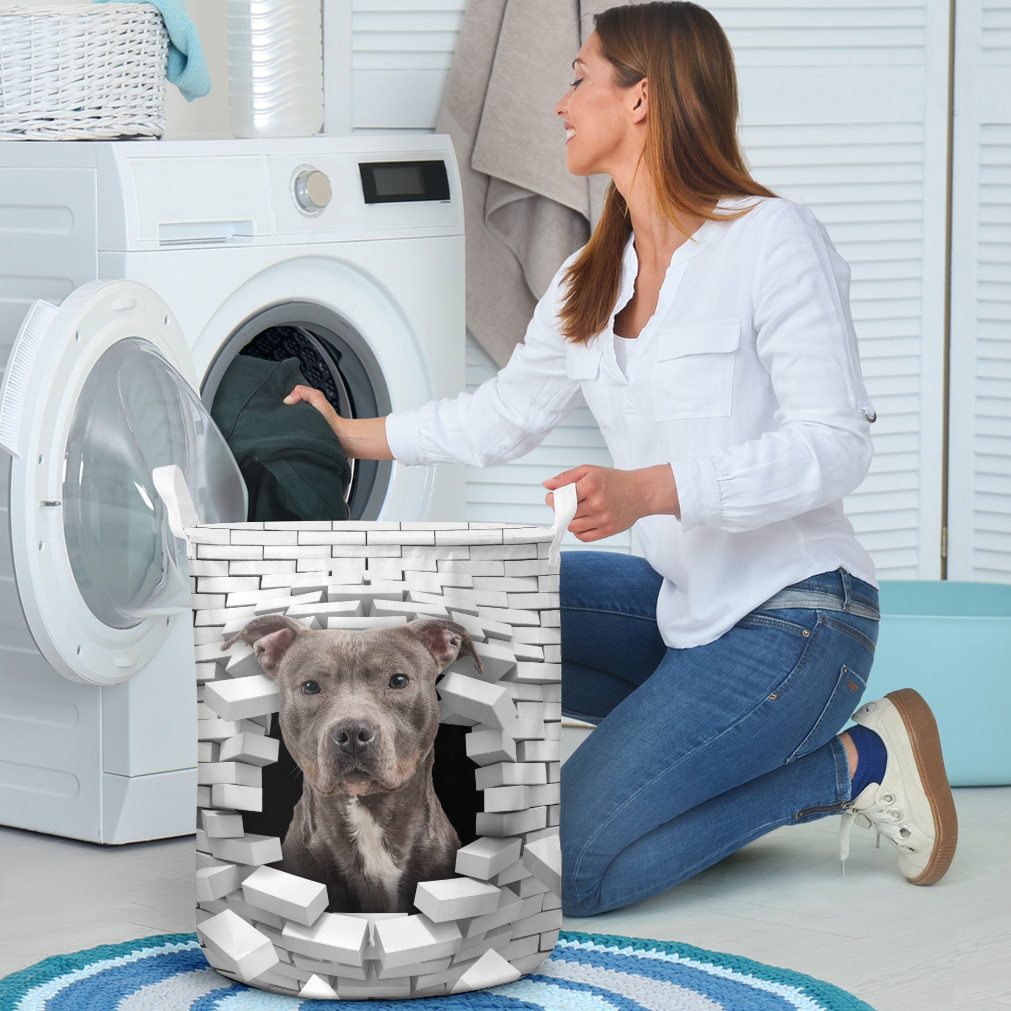 Pitbull - In The Hole Of Wall Pattern Laundry Basket