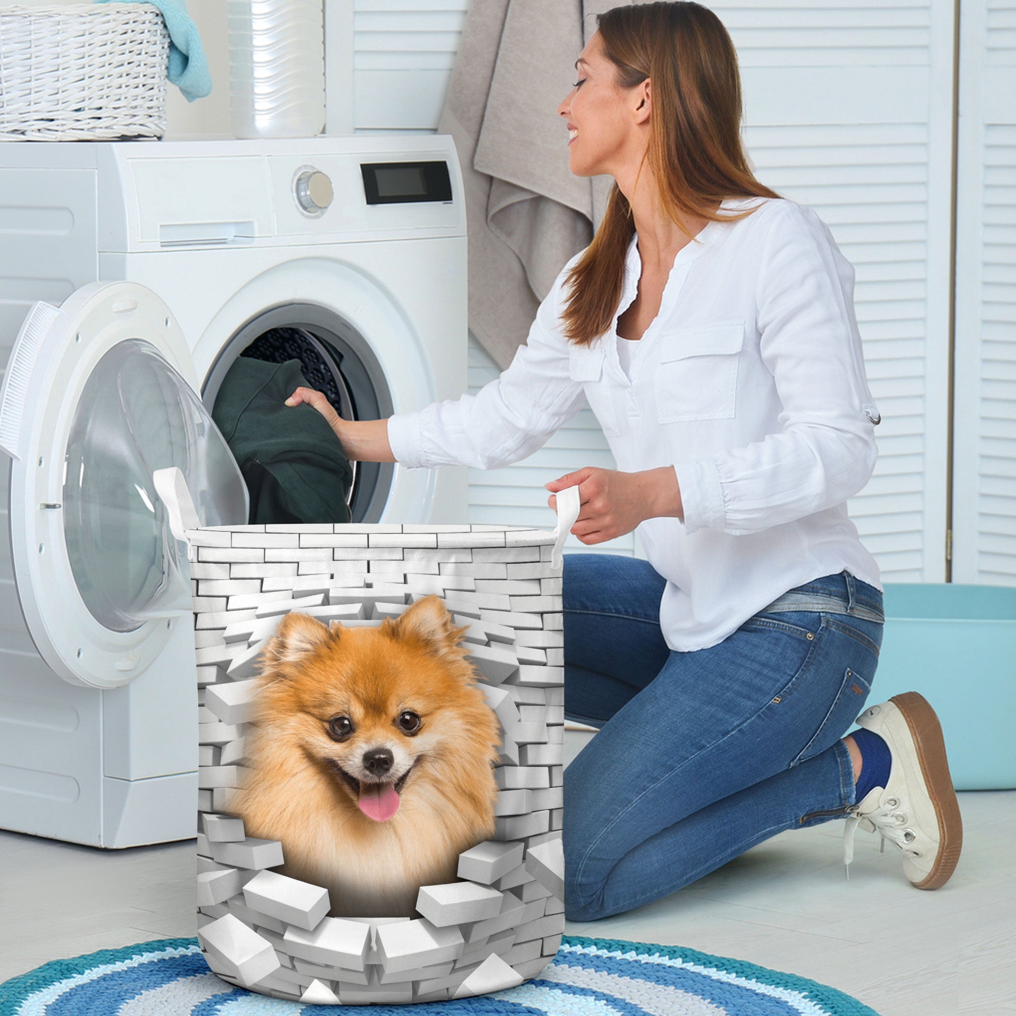 Pomeranian - In The Hole Of Wall Pattern Laundry Basket