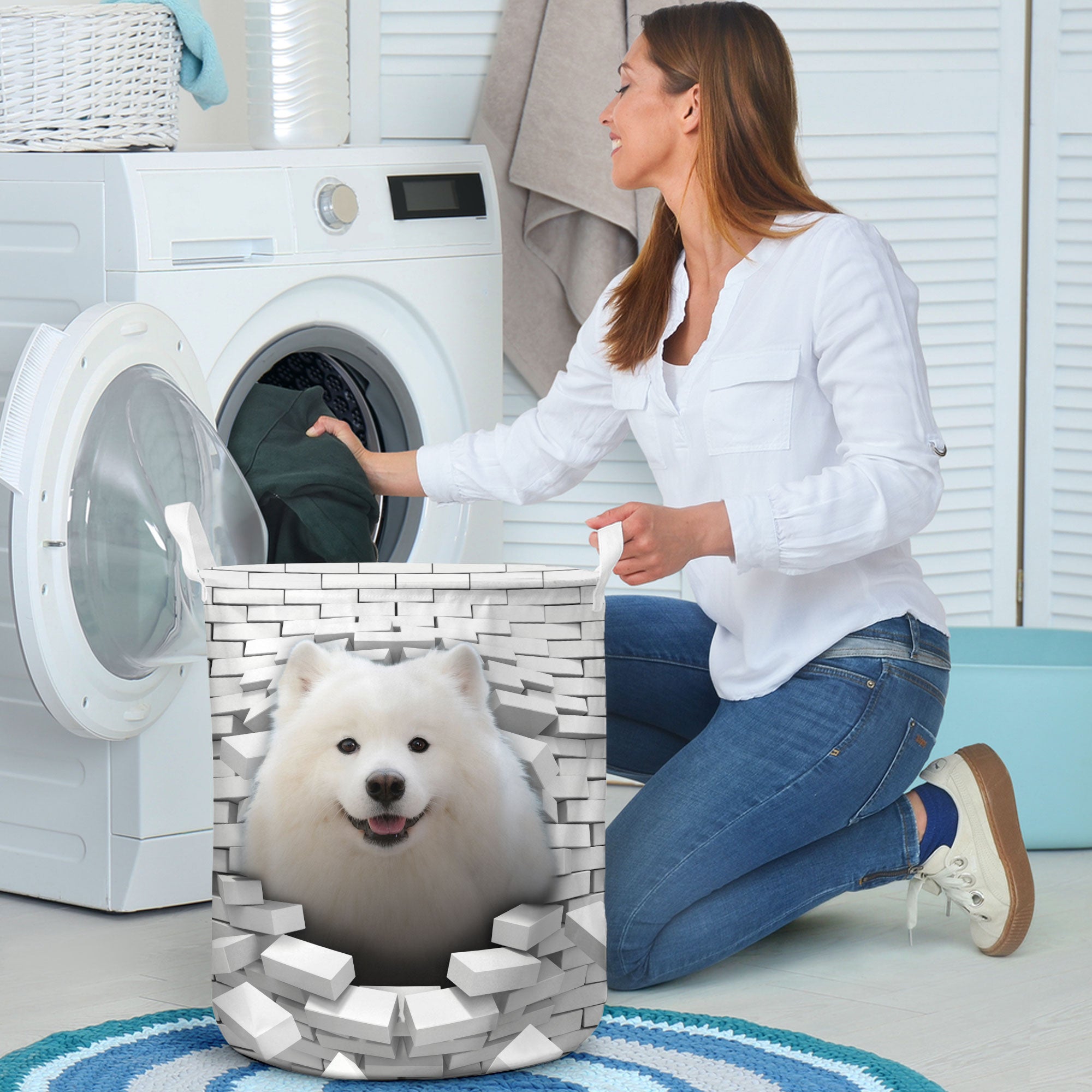 Samoyed - In The Hole Of Wall Pattern Laundry Basket